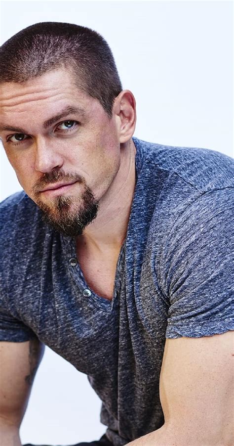 Steve Howey (actor)